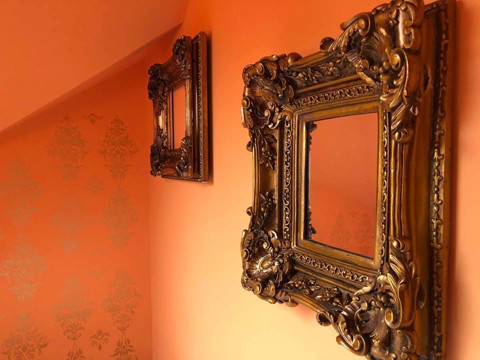 Tulipán Villa Panzió Szolnok Esterno foto