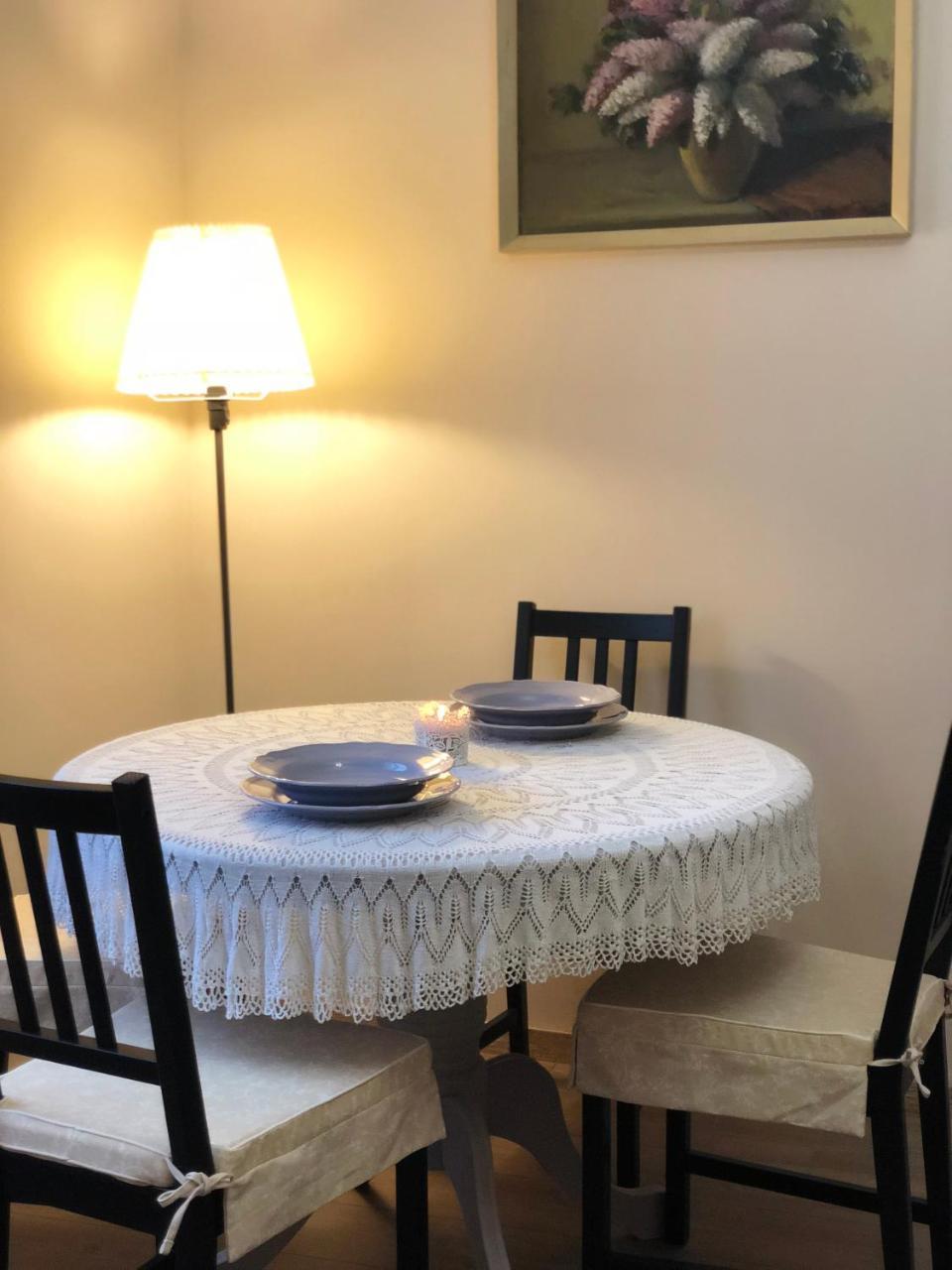 Tulipán Villa Panzió Szolnok Esterno foto